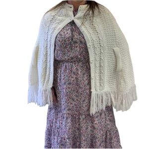 Vintage Sweater Knit Poncho Shawl Fringe One Size Cream White